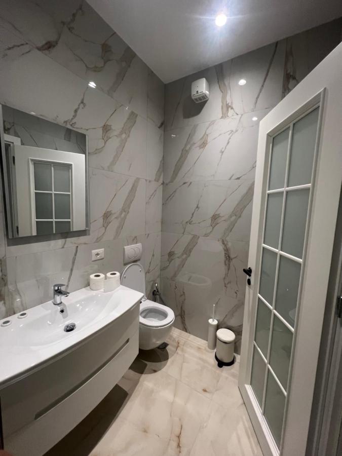 Cane Apartment Emerald Τίρανα Εξωτερικό φωτογραφία